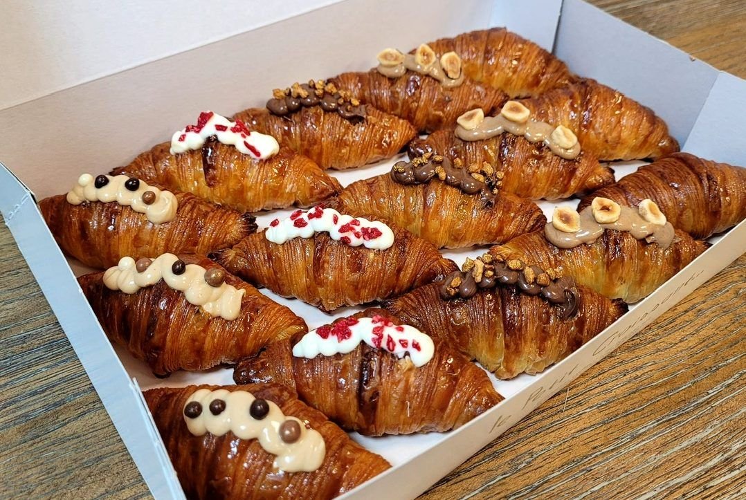 Le Petit Croissant - Constitución