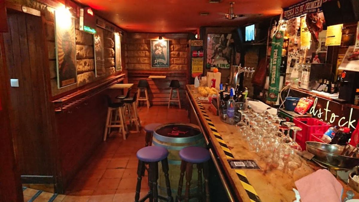 Woodstock Rock Bar Huesca